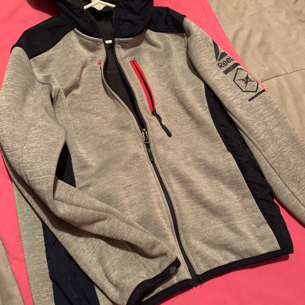 Reebok Boys  Zip Up Jacket Size M 10-12 ,